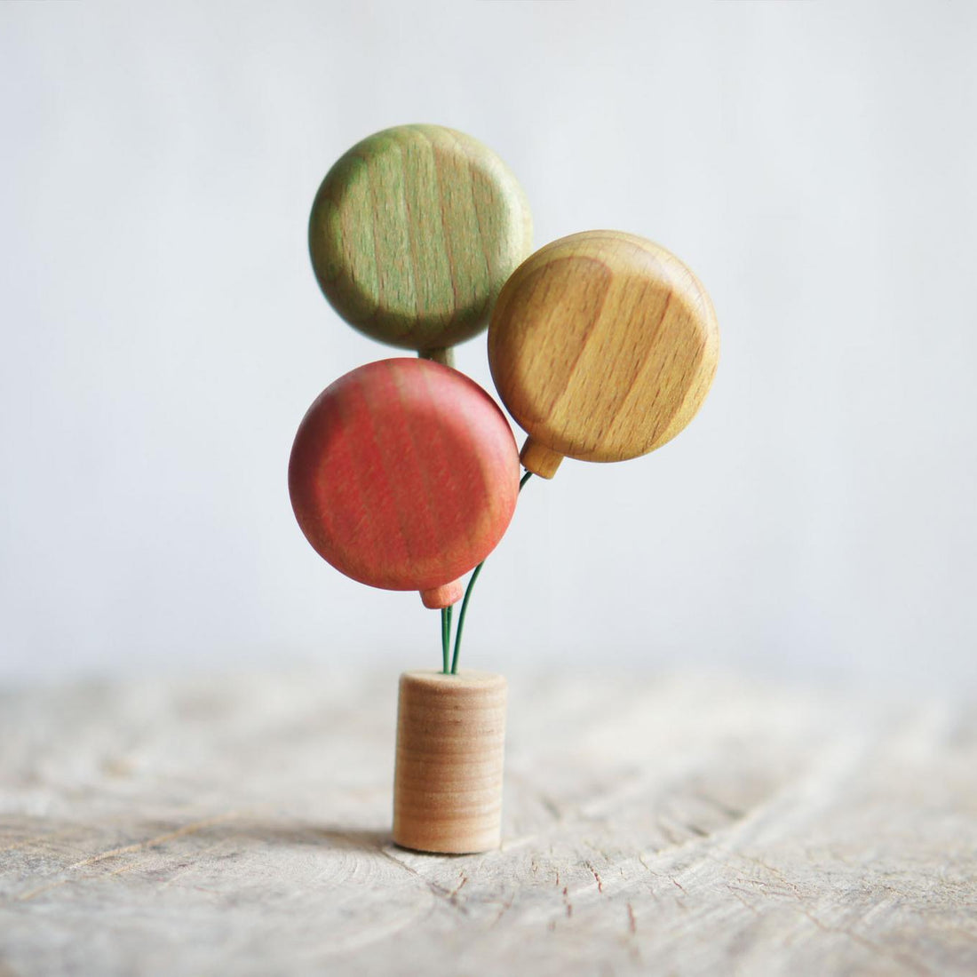 Wooden Balloon Ornament, Green