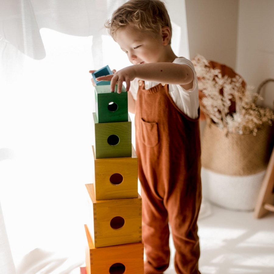 Q Toys Rainbow Nesting Boxes