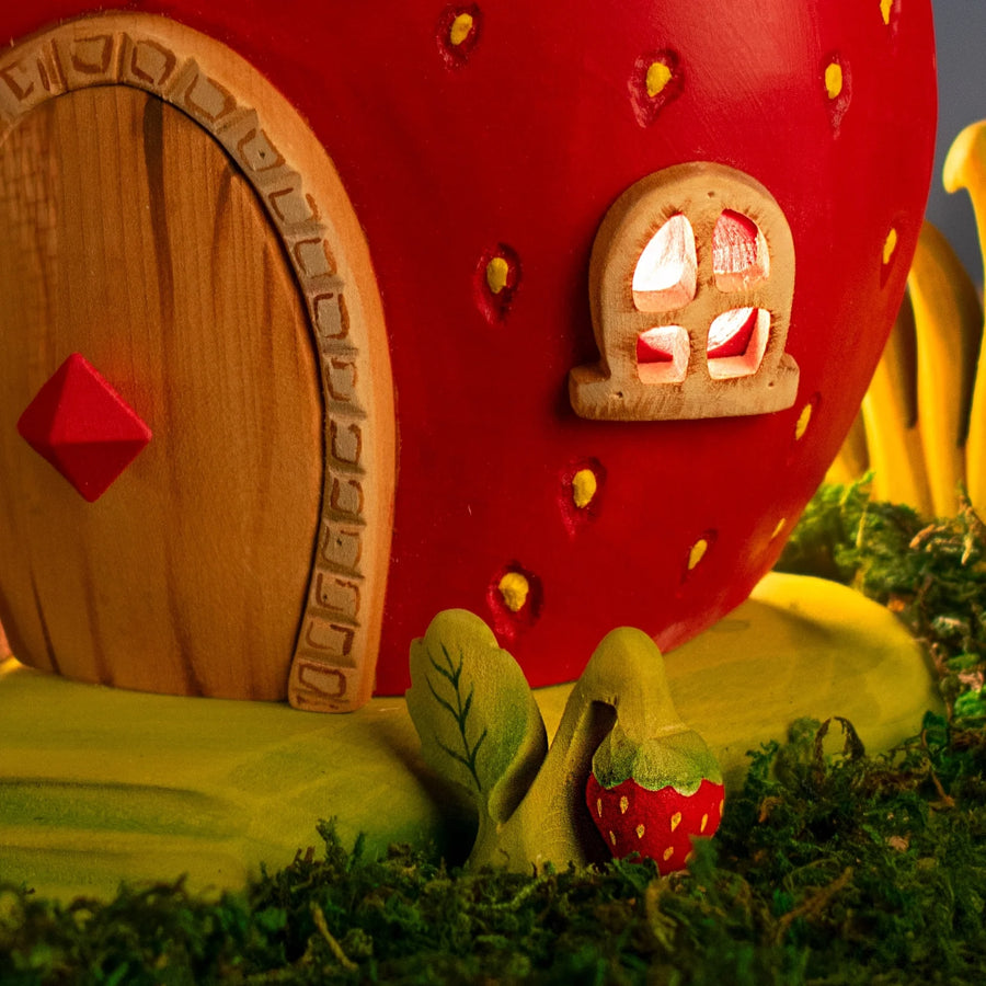 Bumbu Strawberry House