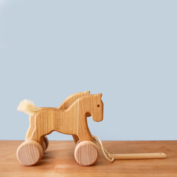 Bajo Pull Along Horses