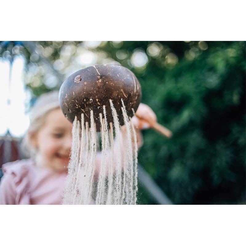 Q Toys Coconut Shell Sand Scoop