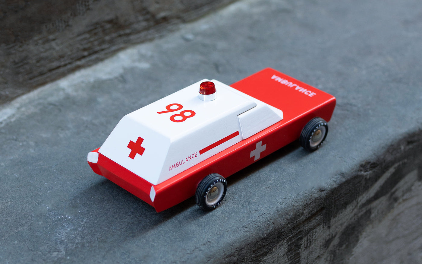 Candylab Ambulance Wagon