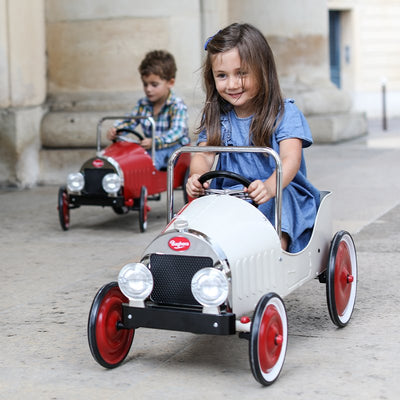 Baghera 1938 Ride On Classic White Pedal Car