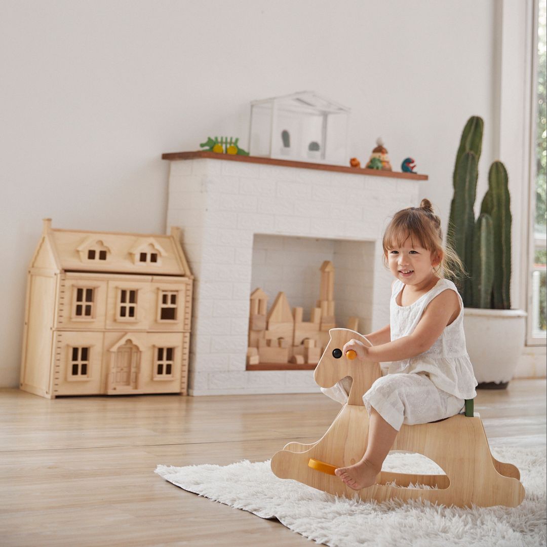 Plan Toys Palomino, Modern Rustic