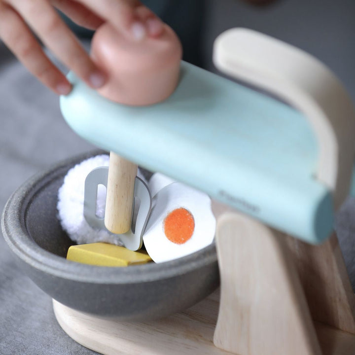 Plan Toys Stand Mixer Set