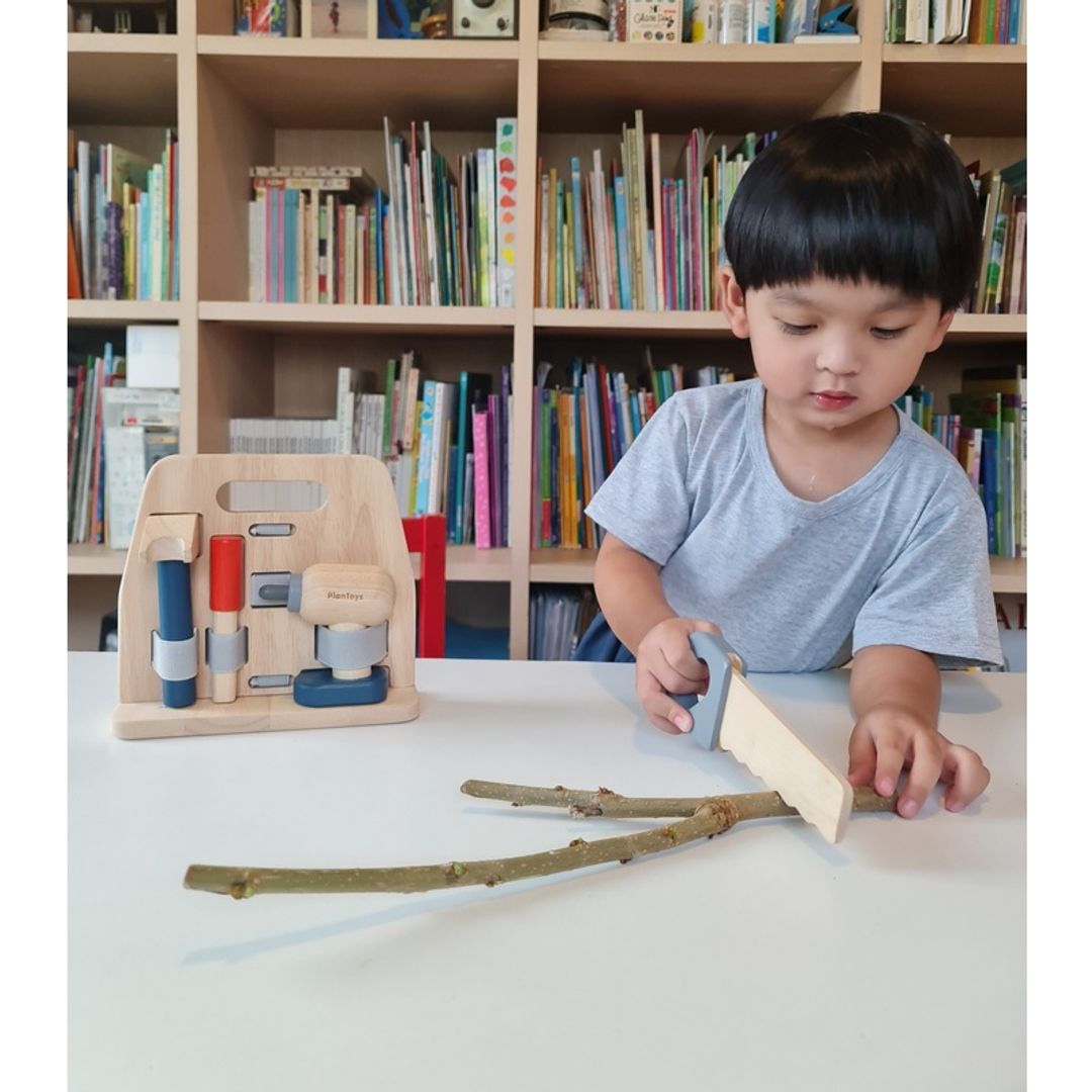 Plan Toys Handy Carpenter Set