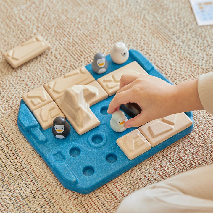 Plan Toys Finding Penguin Game