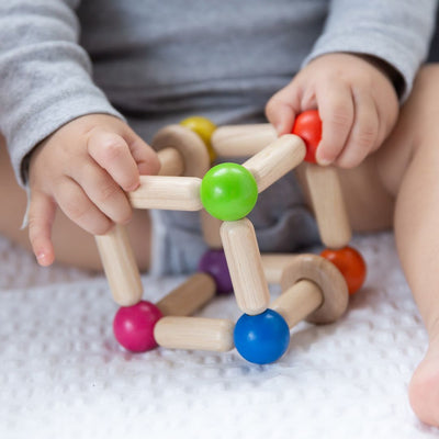Plan Toys Square Clutching Toy