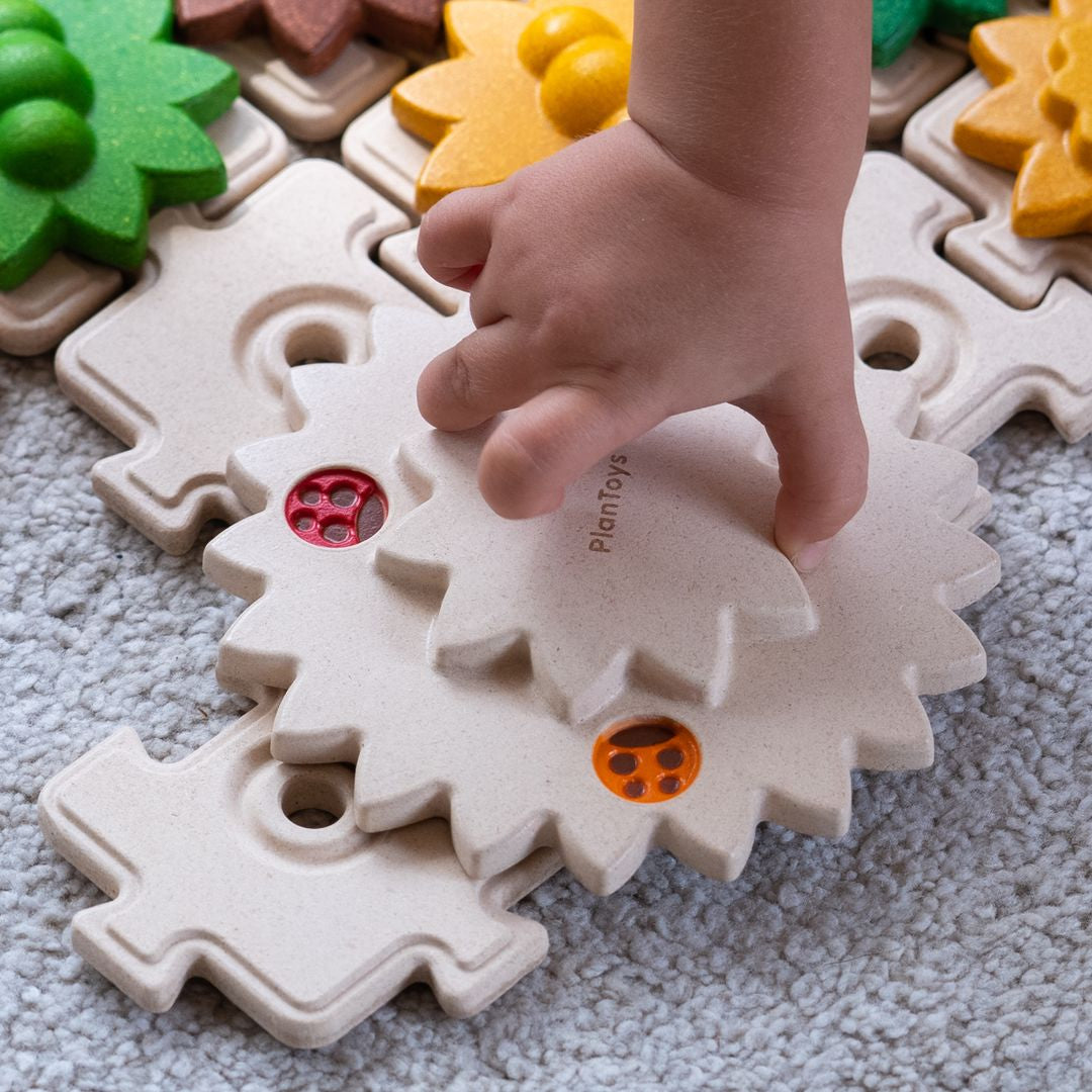 Plan Toys Gears &amp; Puzzles