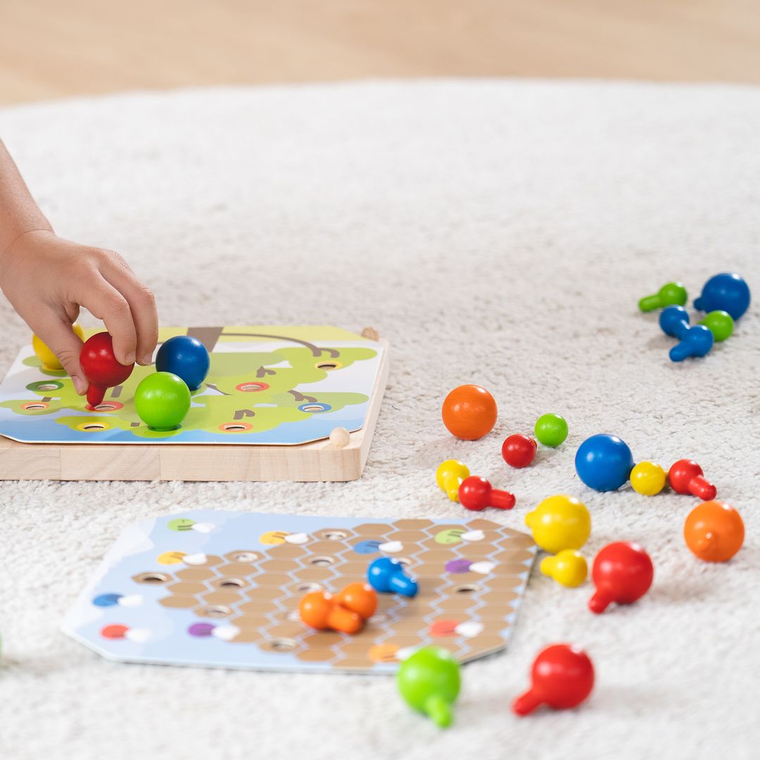 Plan Toys Creative Peg Board