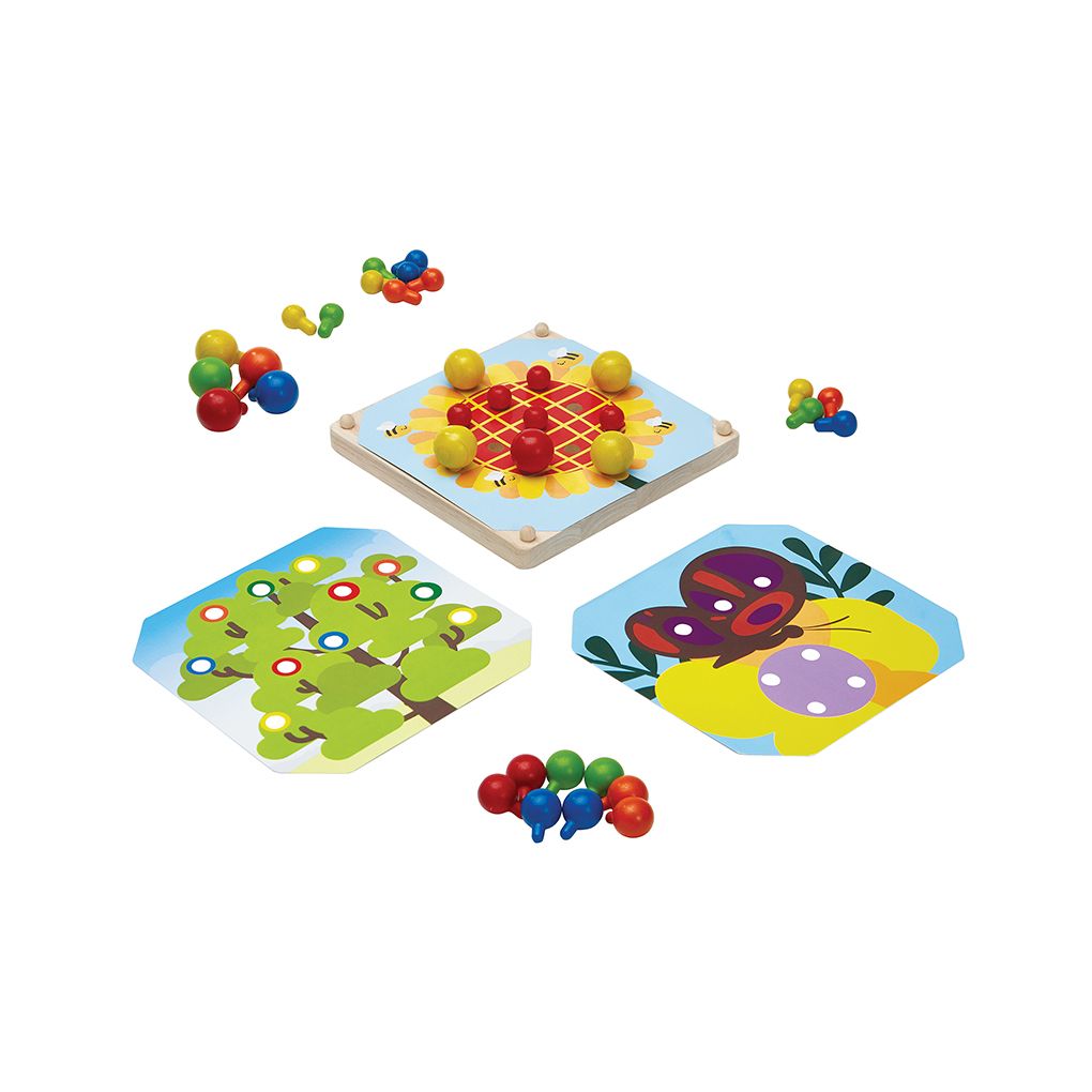 Plan Toys Creative Peg Board