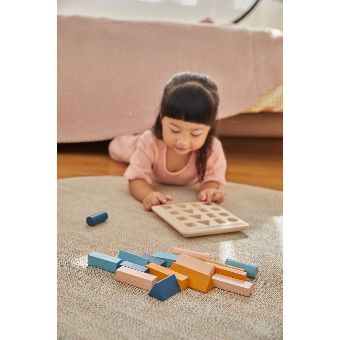 Plan Toys Geometric Peg Board - Orchard