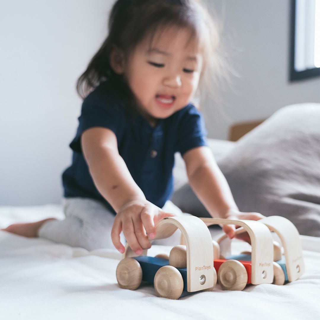 Plan Toys Vroom Bus