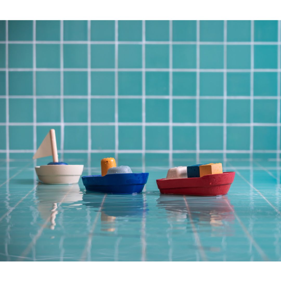 Plan Toys Sailboat