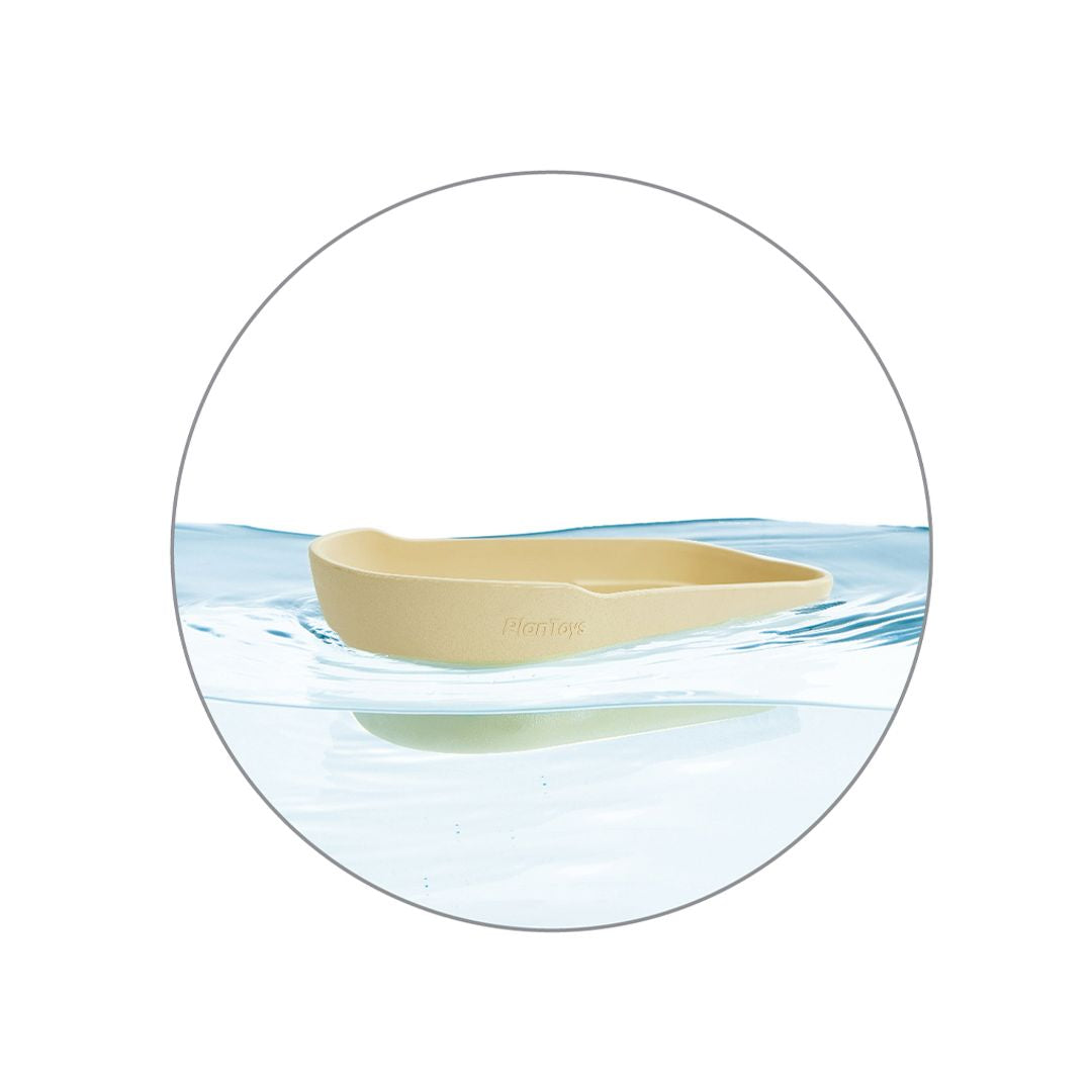 Plan Toys Sailboat