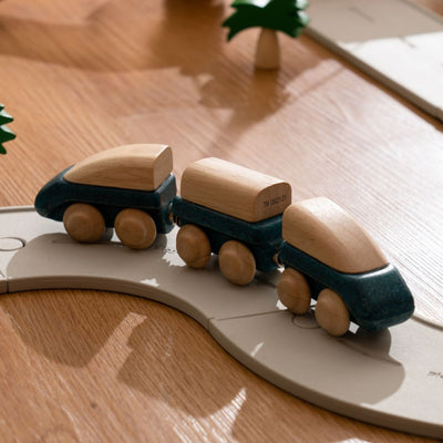 Plan Toys Hybrid Train