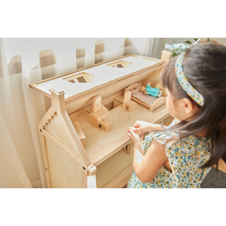 Plan Toys Victorian Dollhouse