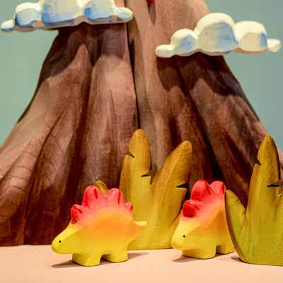 Bumbu Volcano, Lava and Clouds