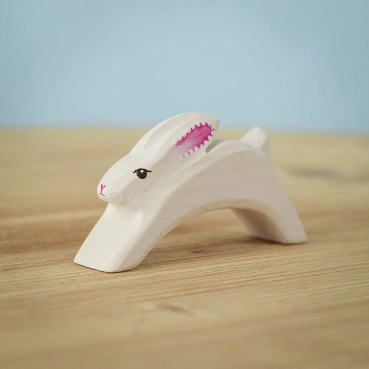 Bumbu Running Easter Bunny