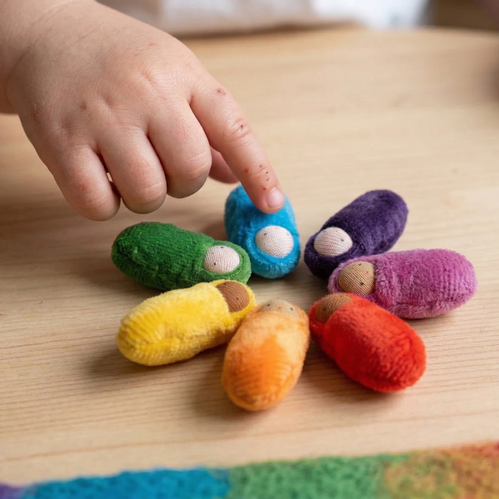 Fairyshadow Rainbow Peanut Baby, Set of 7