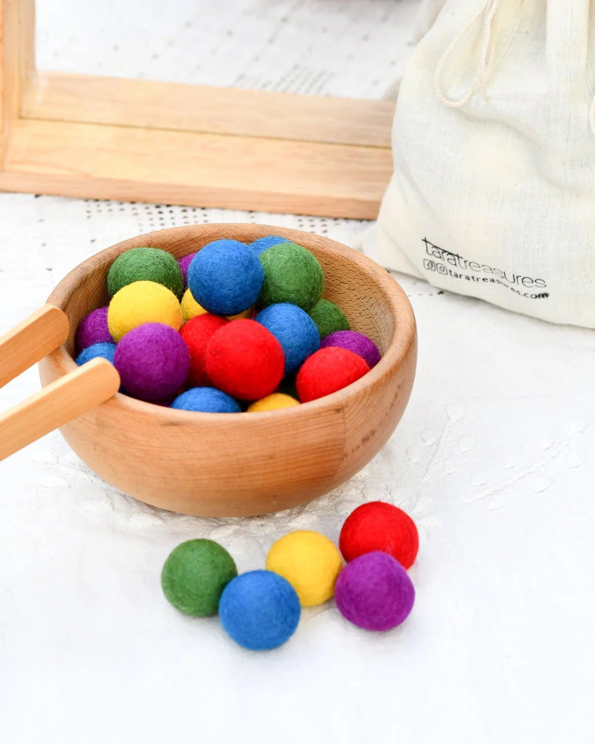 Wool Felt Balls in a Pouch, Bright Colors, 30 balls, 3 cm