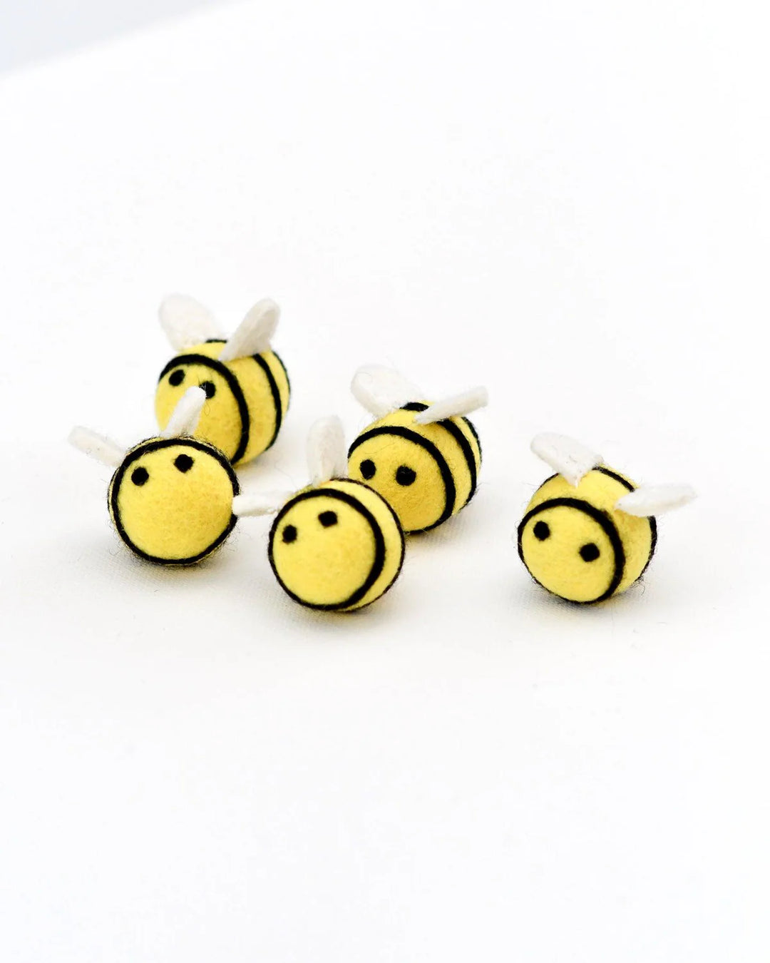 Felt Bees Loose Parts, 5 Bees