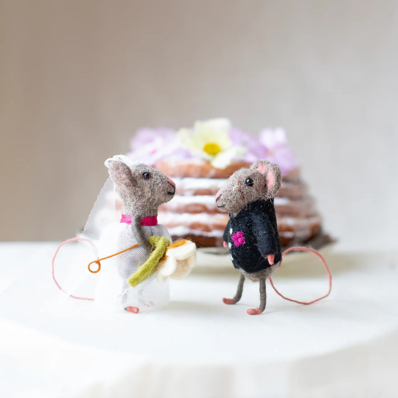 Felt Bride and Groom Wedding Mice