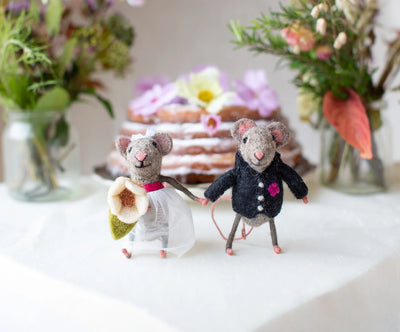 Felt Bride and Groom Wedding Mice