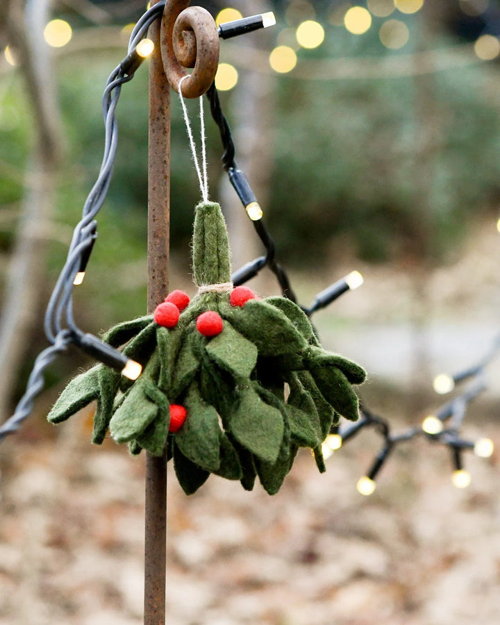 Sale Felt Mistletoe