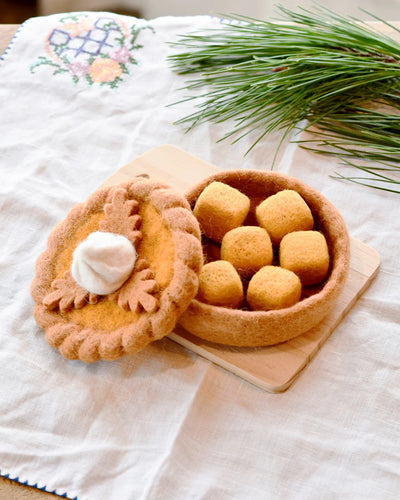 Pre-Order Felt Pumpkin Pie Play Food Set (Ships in September)