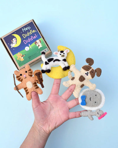 Hey Diddle Diddle Finger Puppet Set