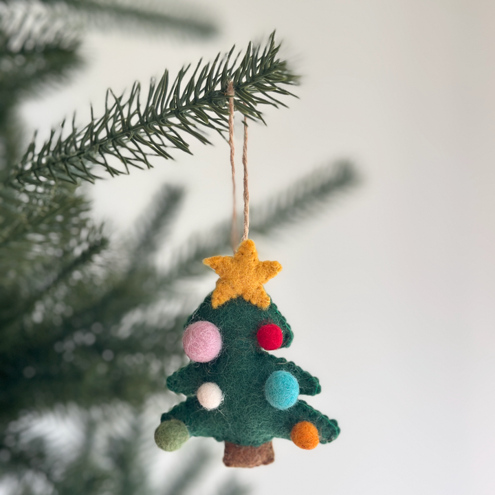 Felt Christmas Tree with Star Ornament