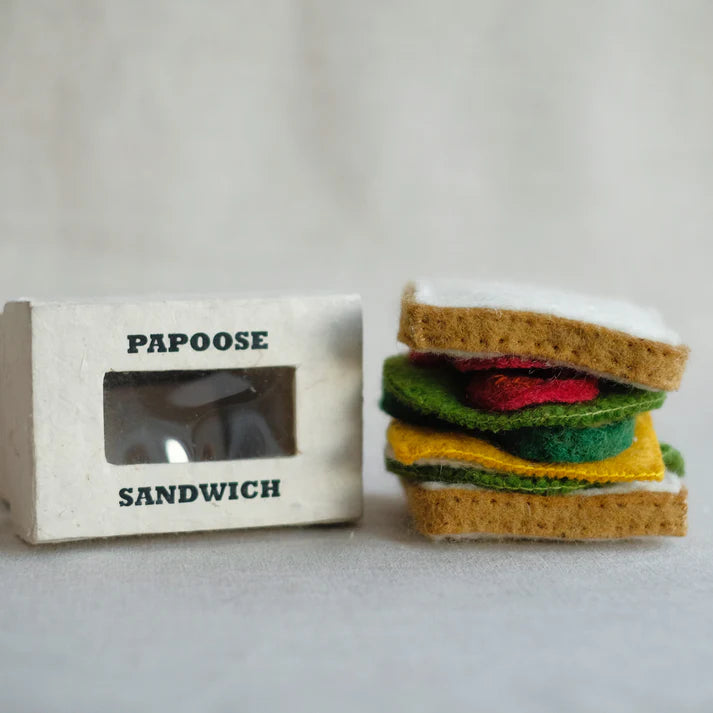Papoose Sandwich and Toppings