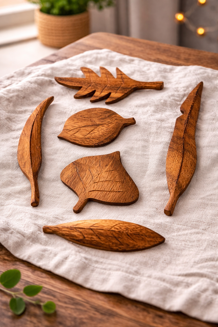 Papoose Wooden Leaves, Set of 6
