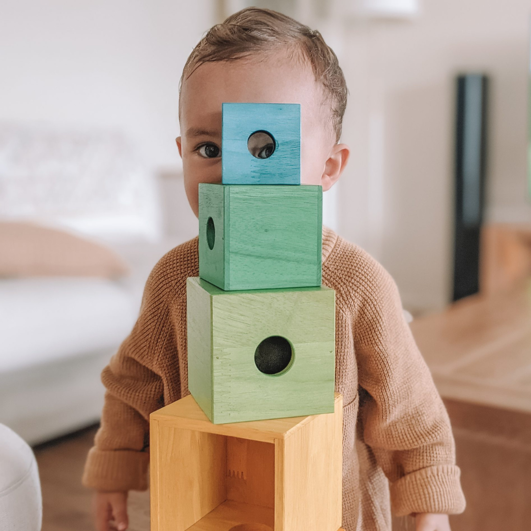 Sale Q Toys Rainbow Nesting Boxes