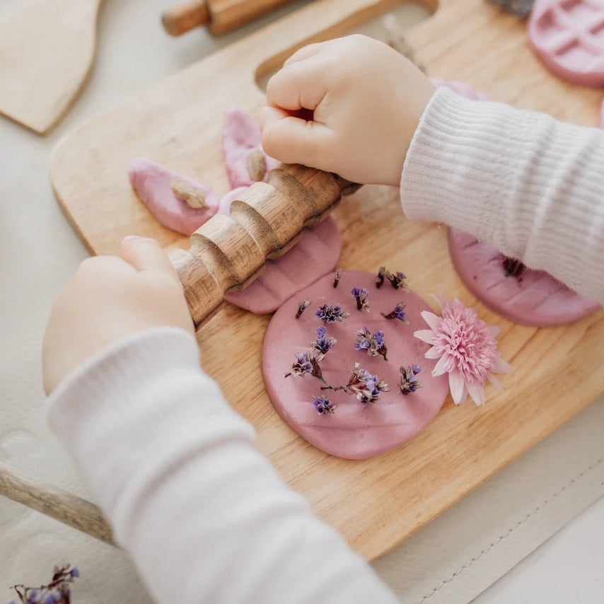 Q Toys Wooden Play Dough Set