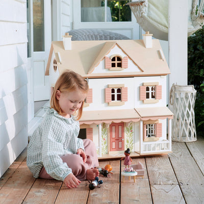 Tender Leaf Humming Bird House