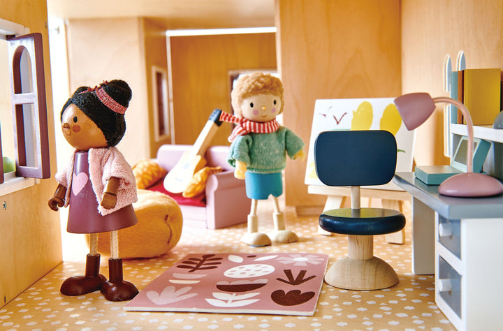 Tender Leaf Doll&
