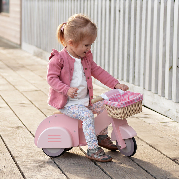 Tender Leaf Scooter with Basket