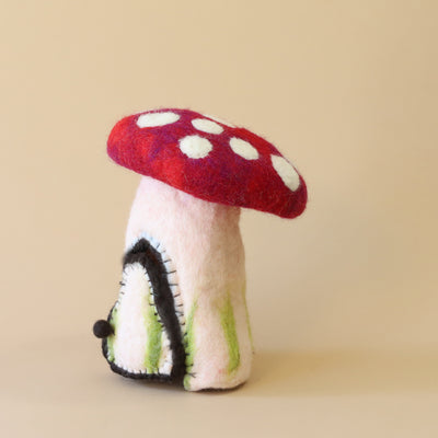 Felt Mushroom Hideaway, Red