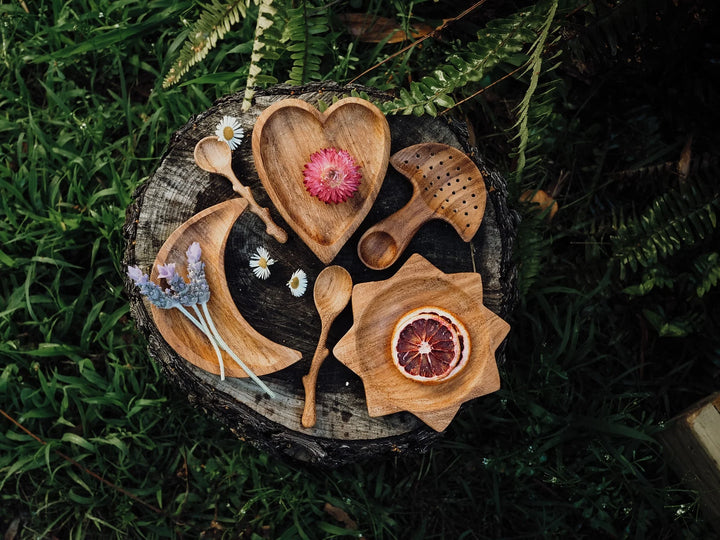Wild Mountain Child Peace, Love &amp; Sunshine Dish