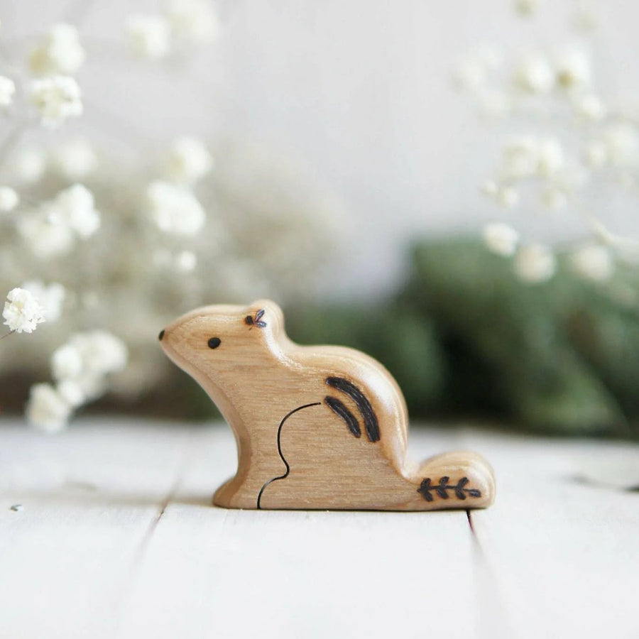 Wooden Chipmunk, Sitting