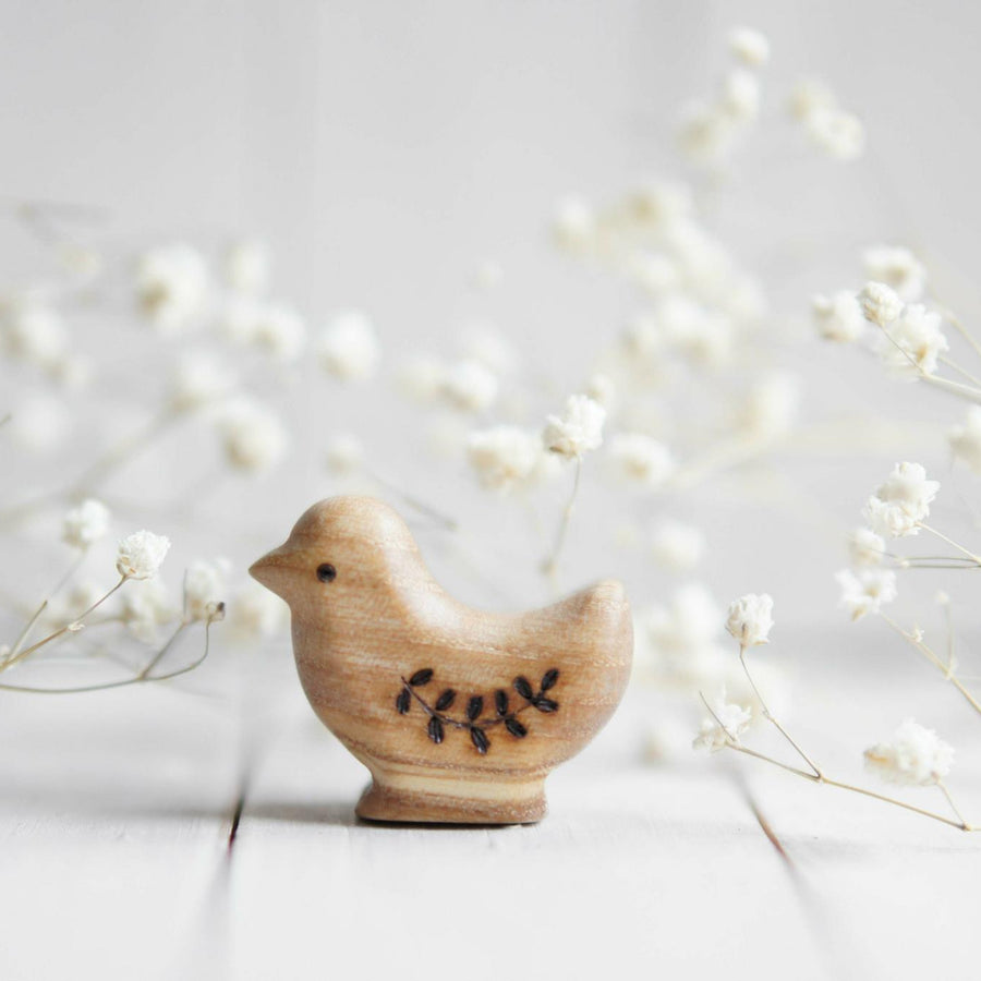 Wooden Chick, Looking Straight