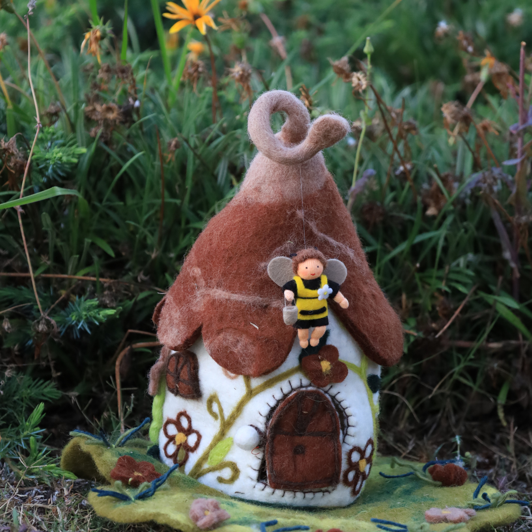 Sale Brown Flower Fairy House and Mat