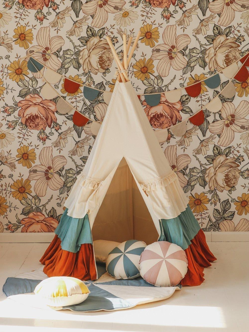 “Circus” Teepee Tent with Frills