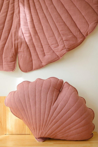 Linen “Dirty Pink” Ginkgo Leaf Mat