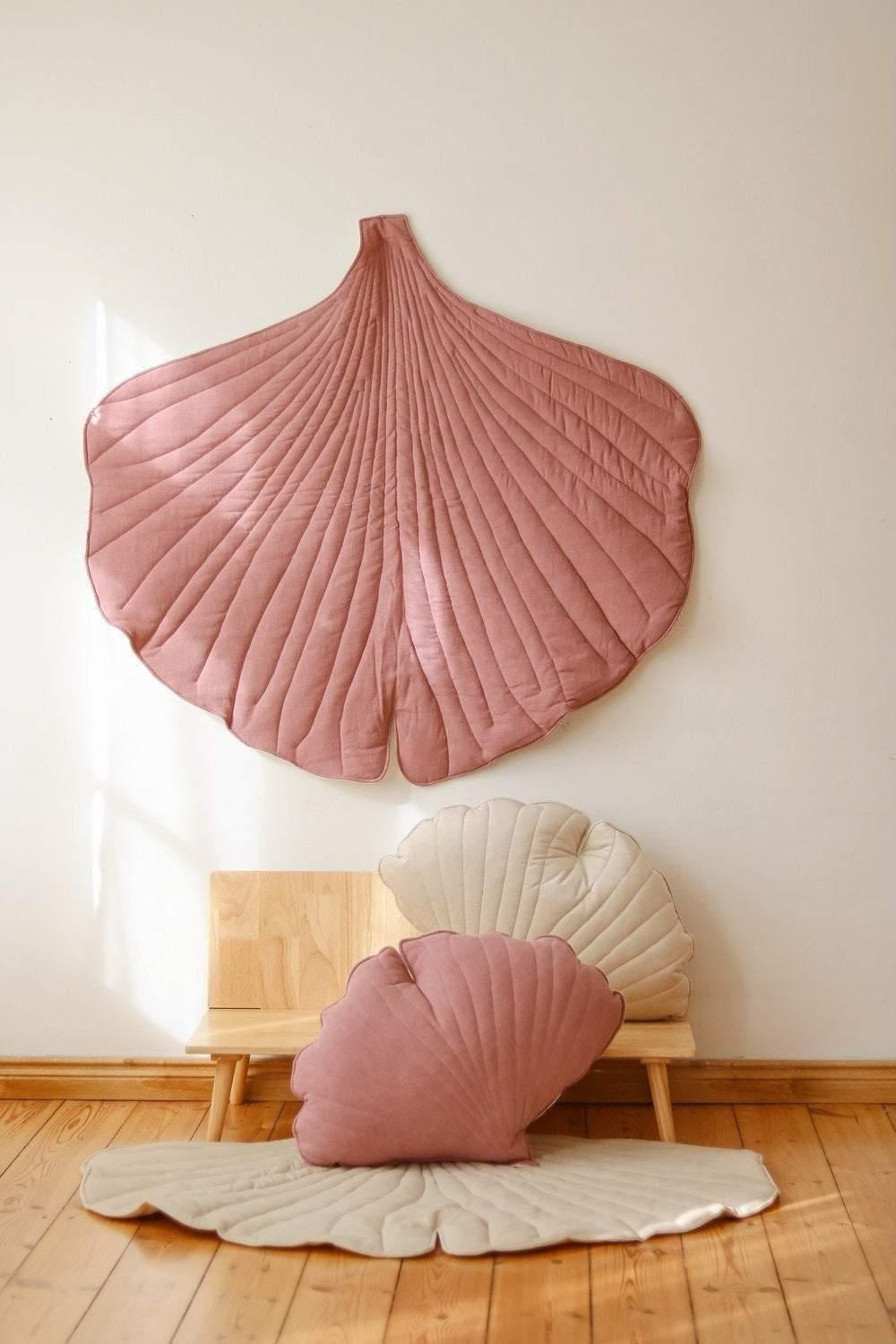 Linen “Dirty Pink” Ginkgo Leaf Mat