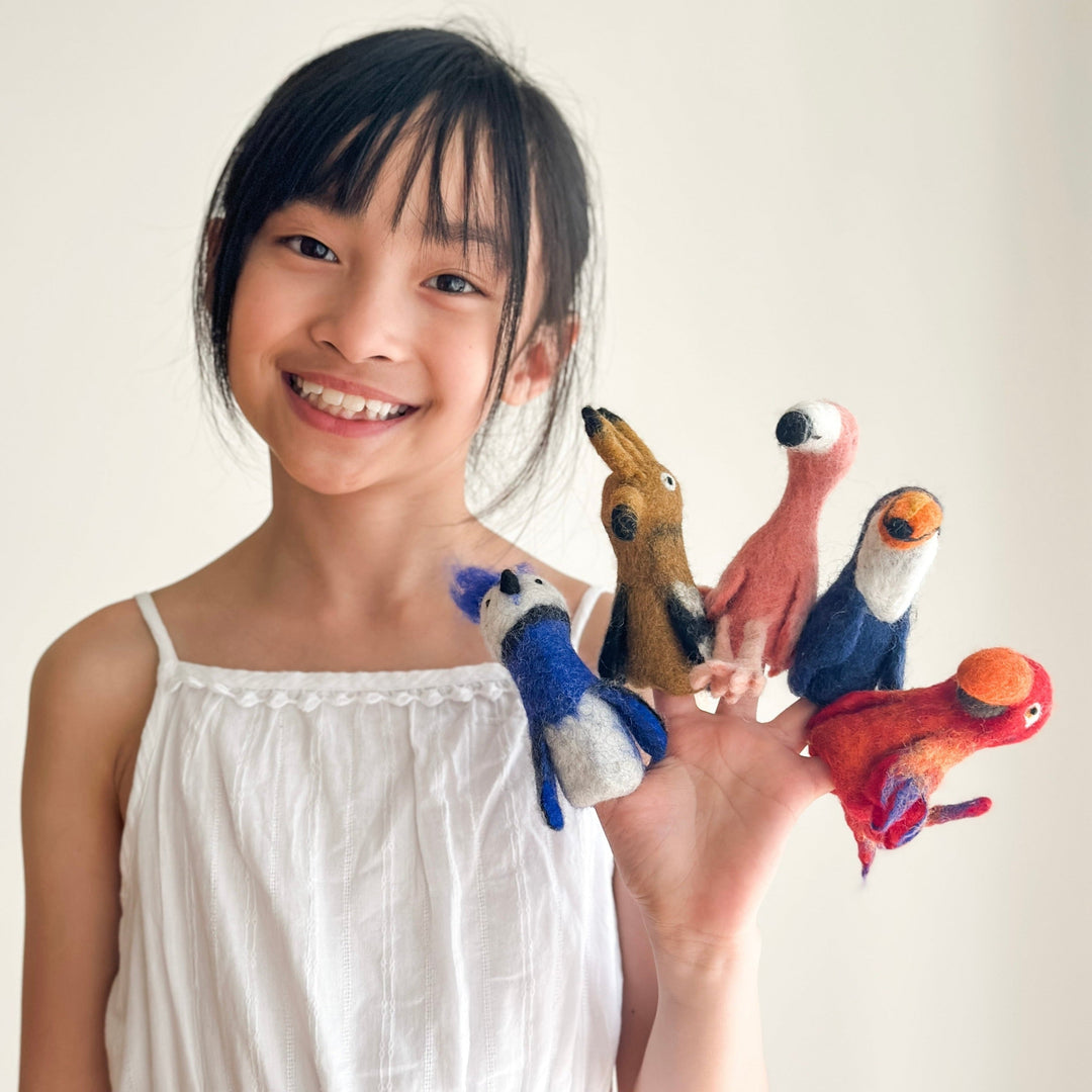 Felt Finger Puppet - Parrot / Macaw / Red