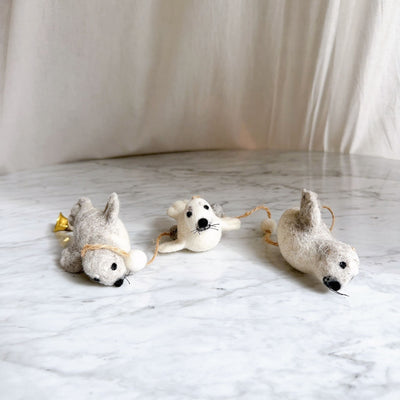 Felt Garland - Seal