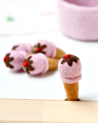 Felt Ice Cream, Strawberry with Chocolate Sauce